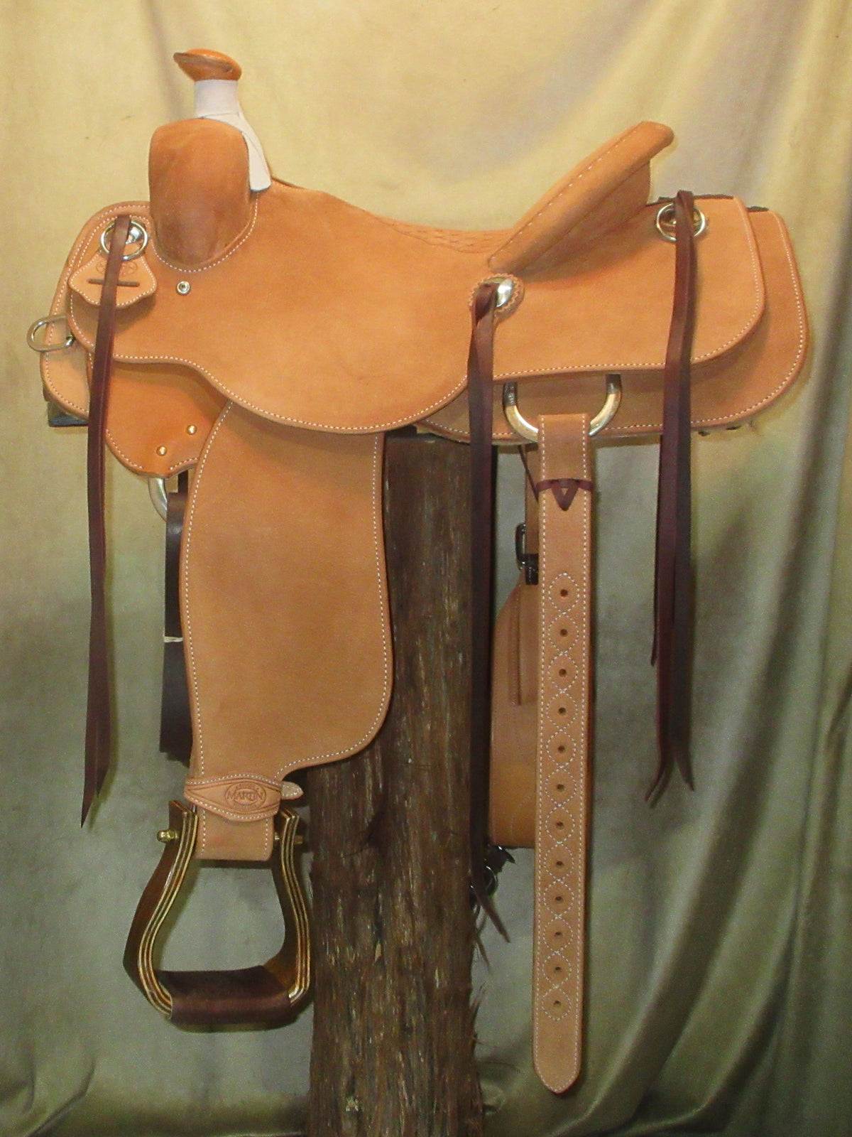 Cowboy Saddle, Natural 15" | 15068