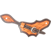 Natural oak leaf spur strap with dyed edges and quilted tooling, seen from above. Dark dyed edges and white stitching frame the quilted natural leather, with a stainless steel buckle.